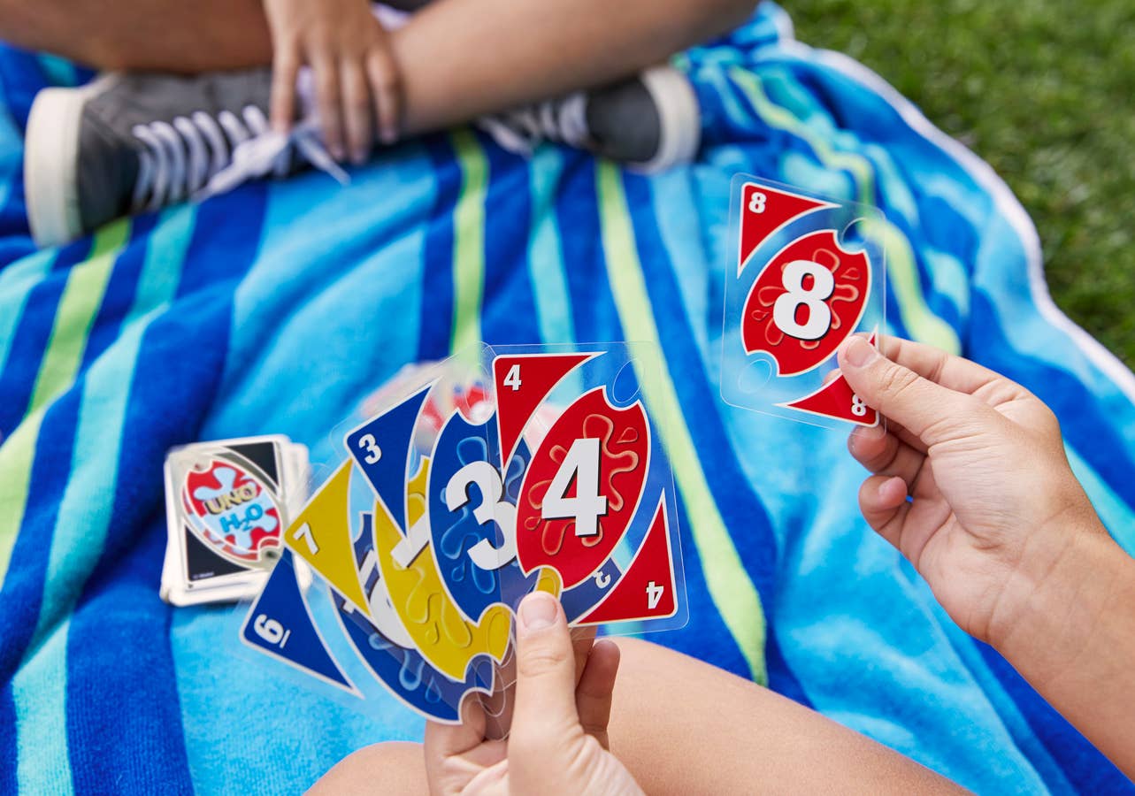 UNO Splash Waterproof Card Game