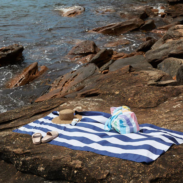 Medium Foldaway Tote Bag - Unicorn Waves