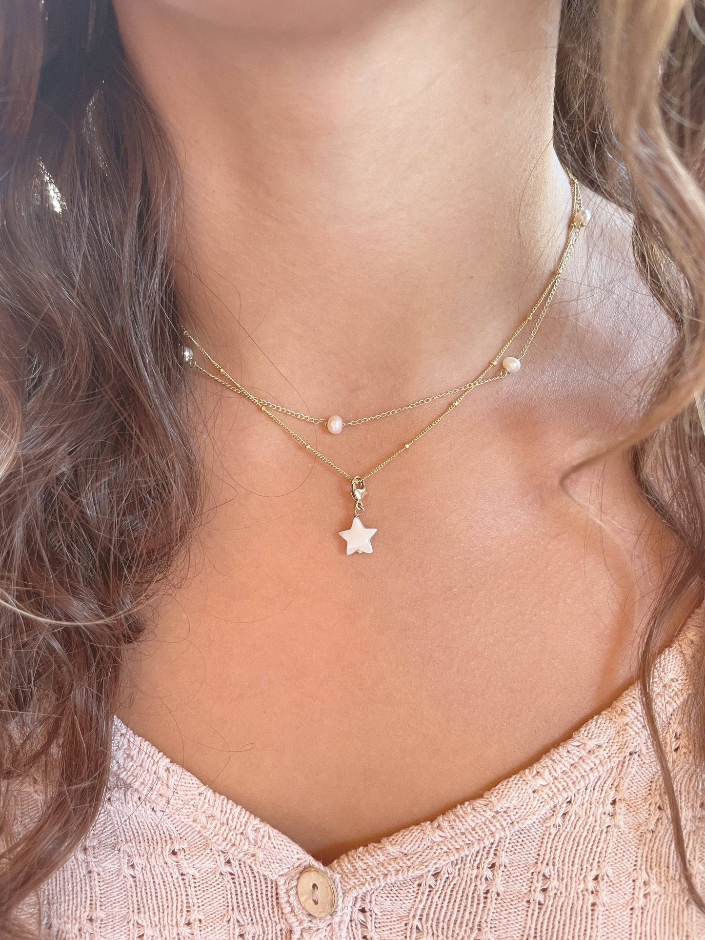 Surfer Five Dainty Pearl Choker: 18"