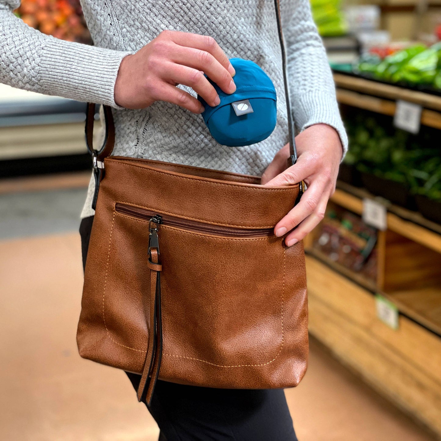 24-7 Bag - fold up tote bag - eggplant