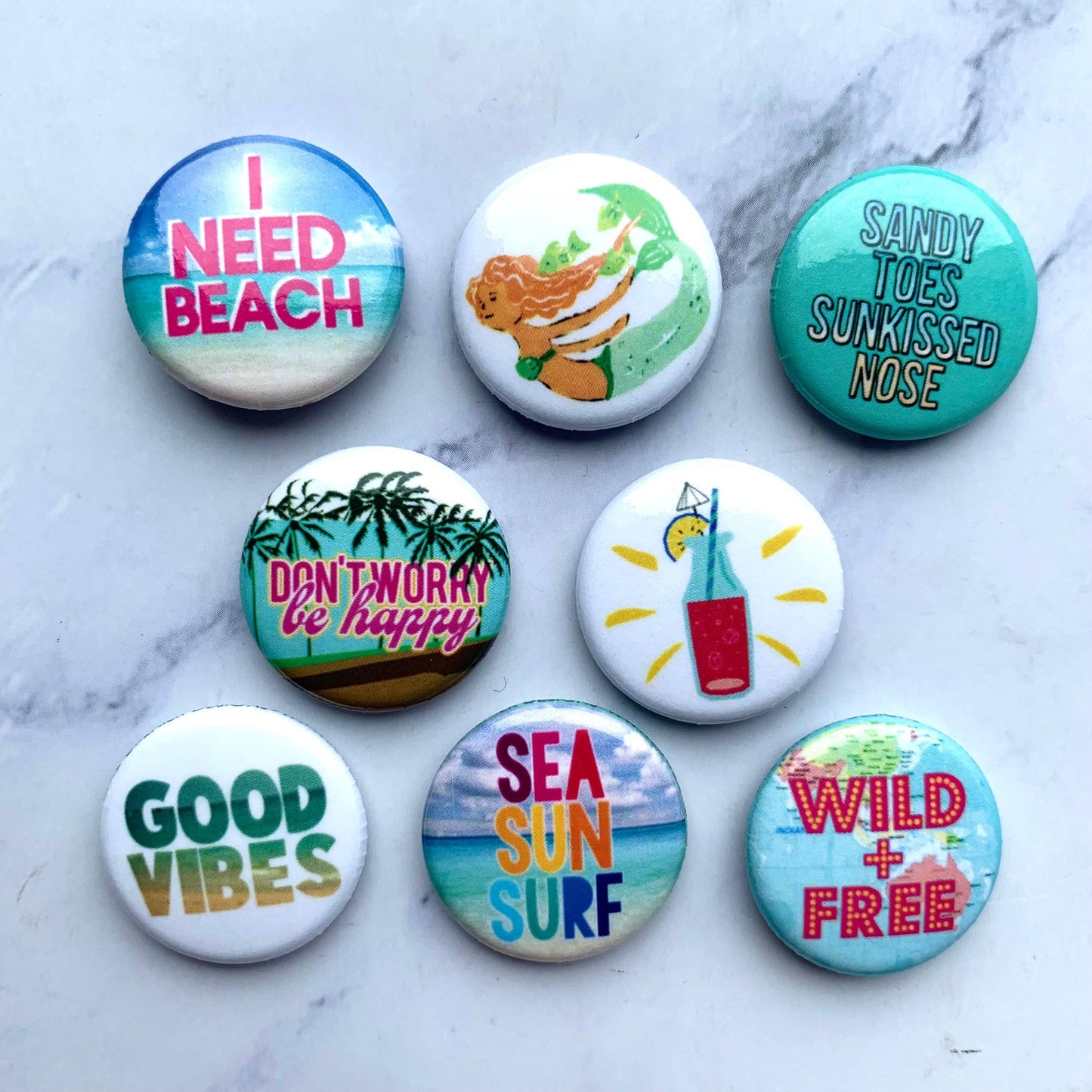 Beach Button  Tin of 200 1" Buttons