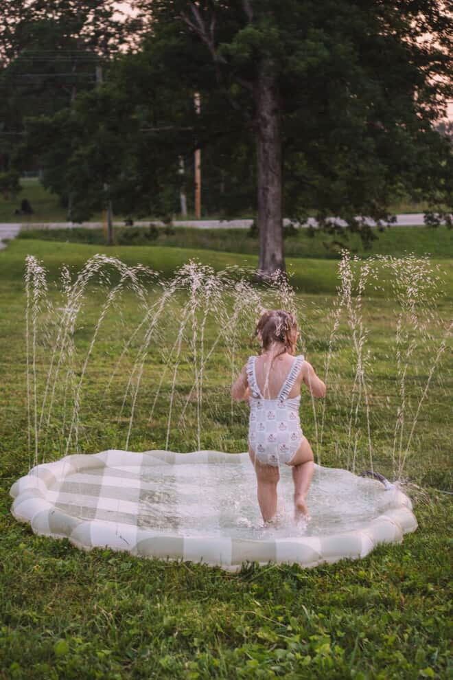 Green Gingham Splash Pad