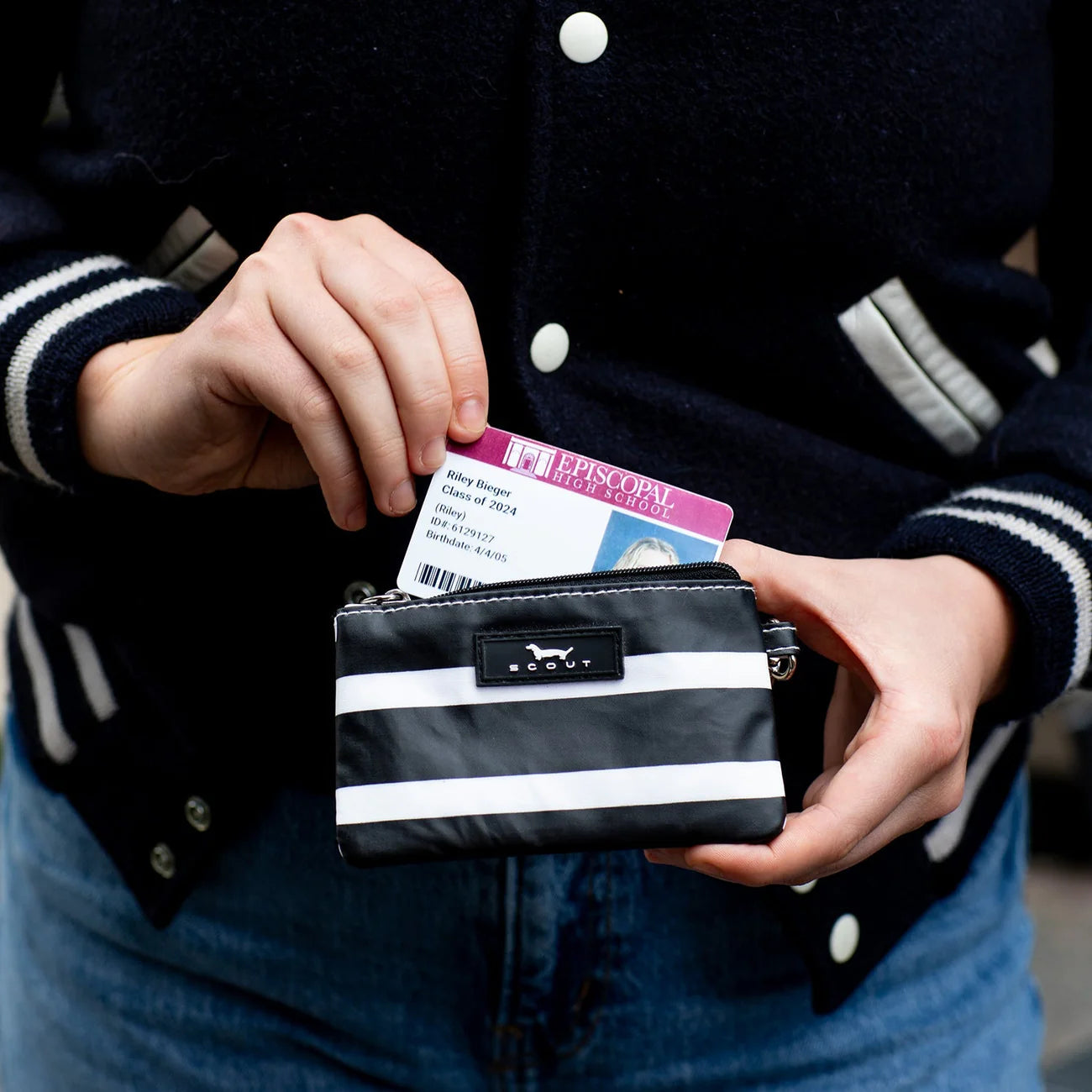 IDKase Card Holder - Meant To Bistro