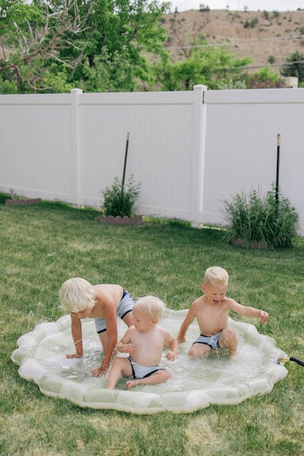 Green Gingham Splash Pad