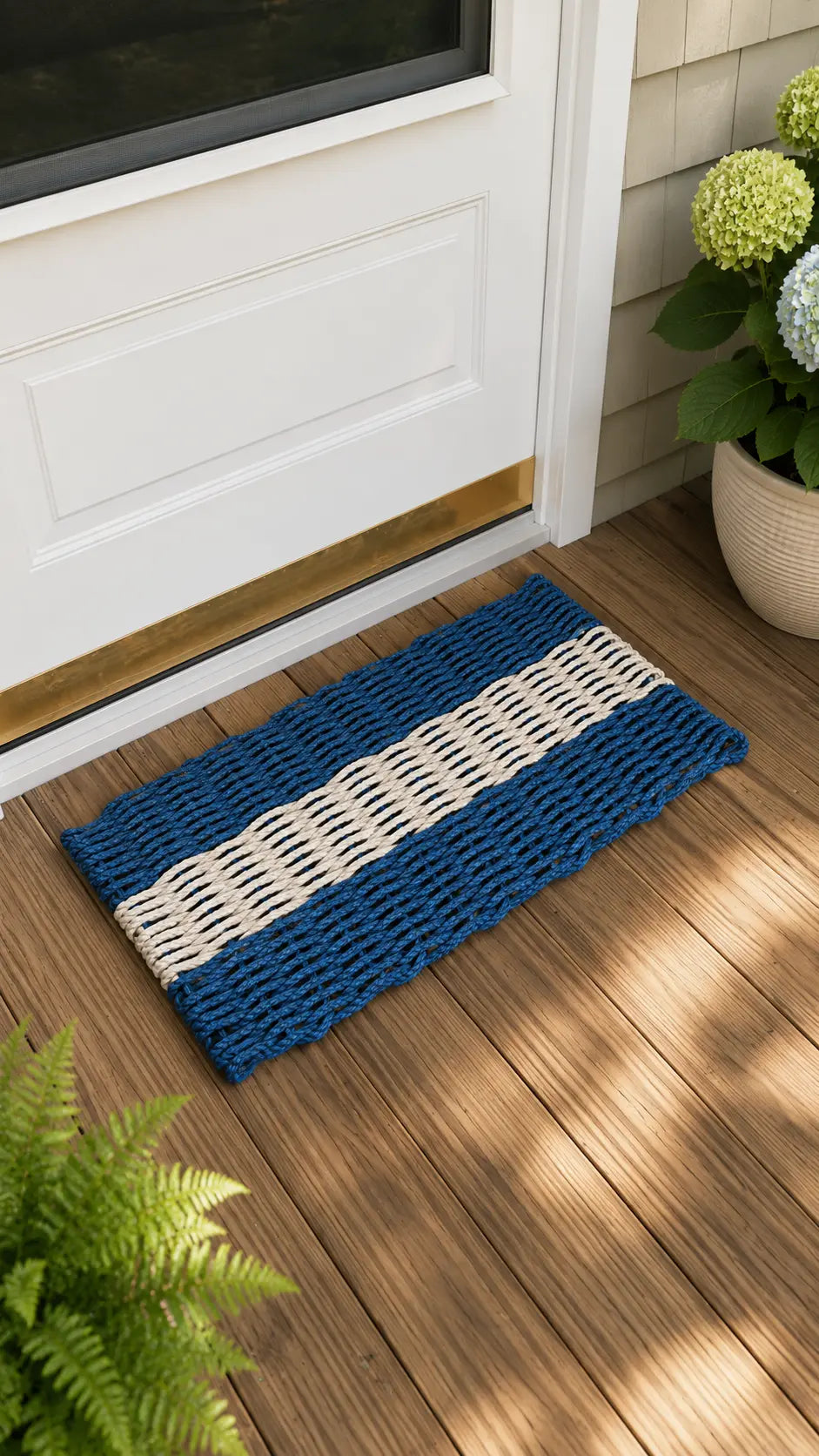 Lobster Rope Mat Navy Blue and Tan