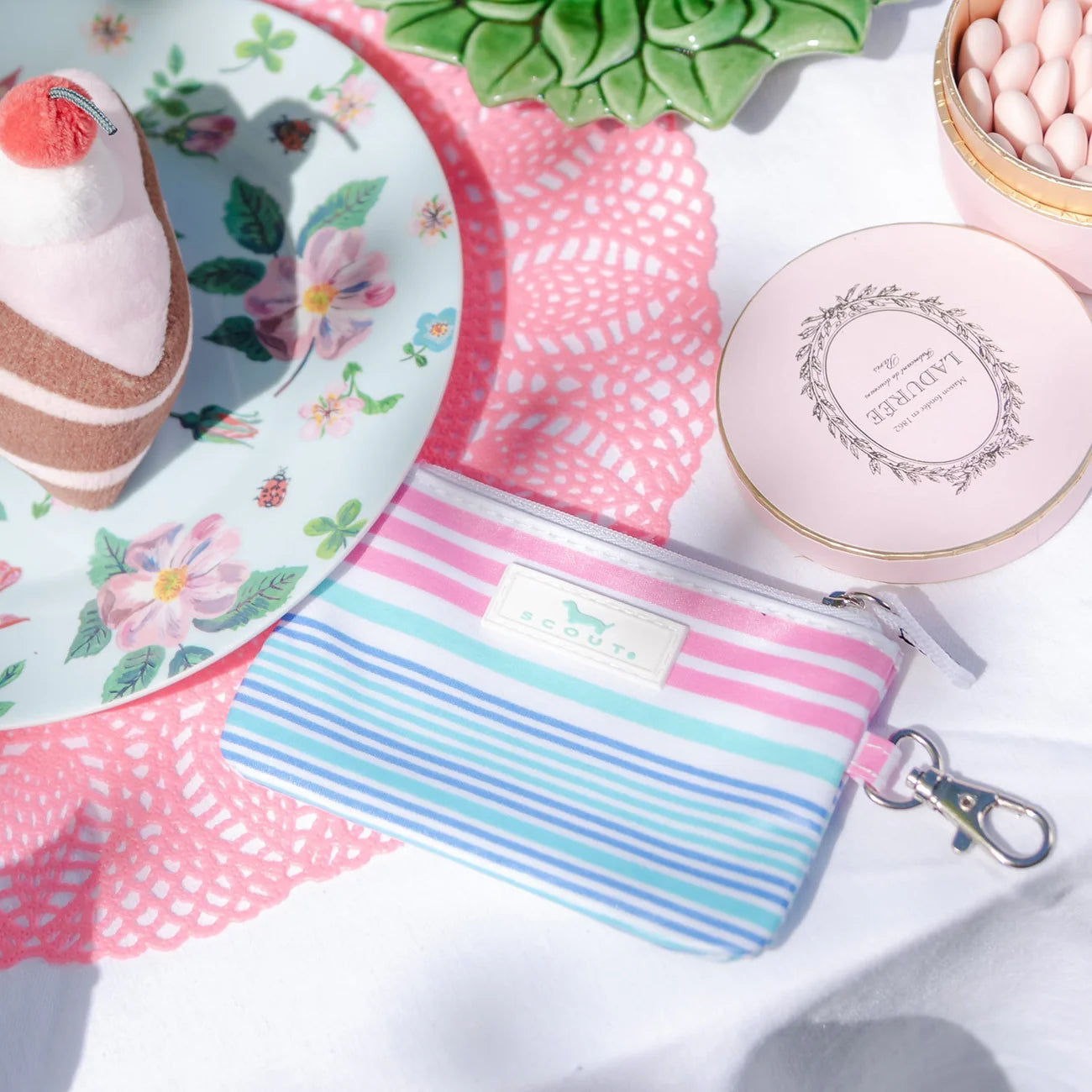 IDKase Card Holder - Meant To Bistro