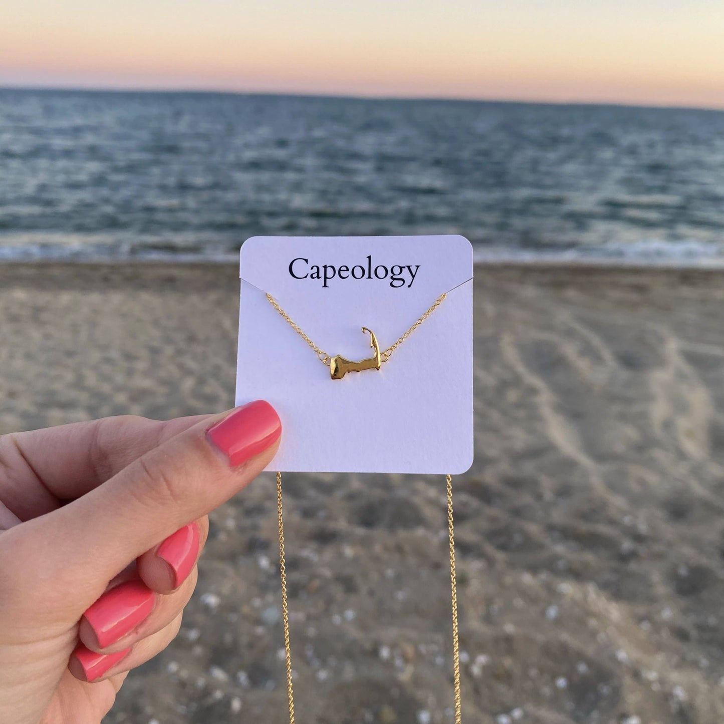 Cape Cod Necklace: Gold