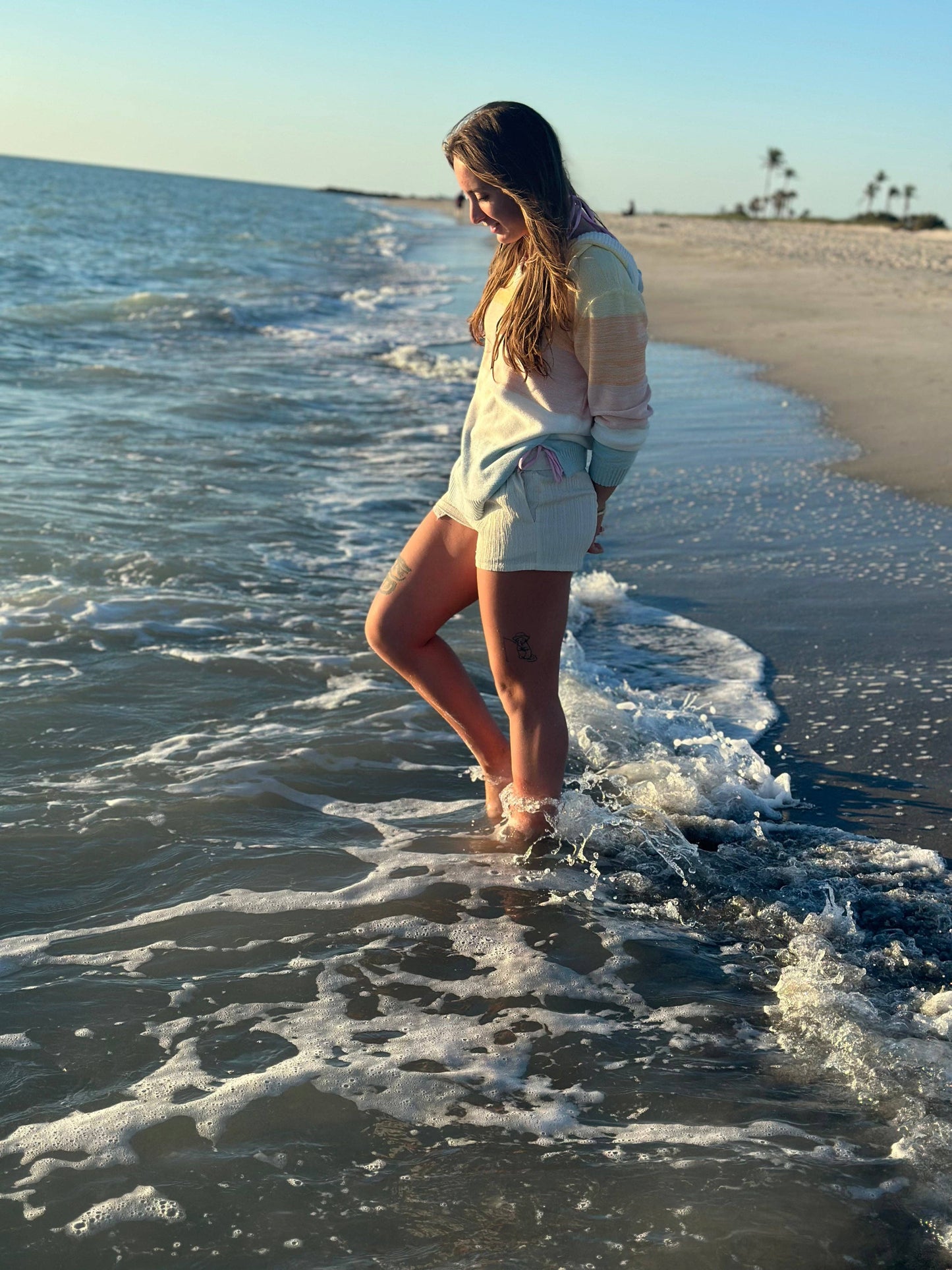 Classic Coastal Hooded Beach Sweater: Large