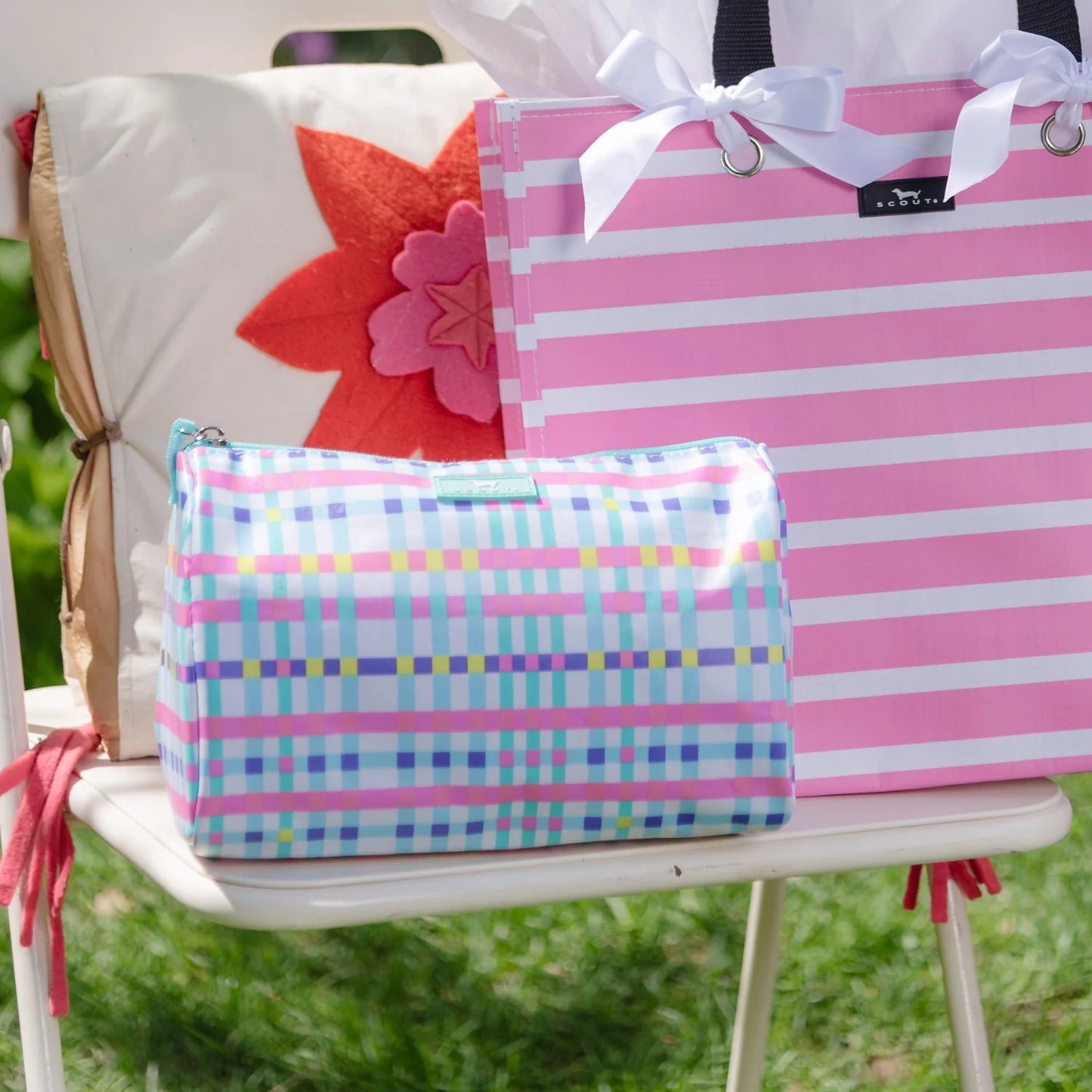 Packin' Heat Makeup Bag - Massachusetts